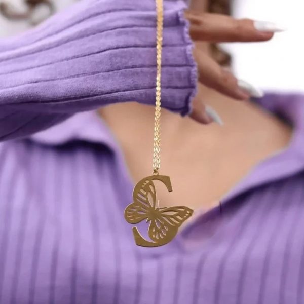 سلسال حرف بشكل فراشه
